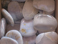 Platte steen Chalcedoon ca 4cm