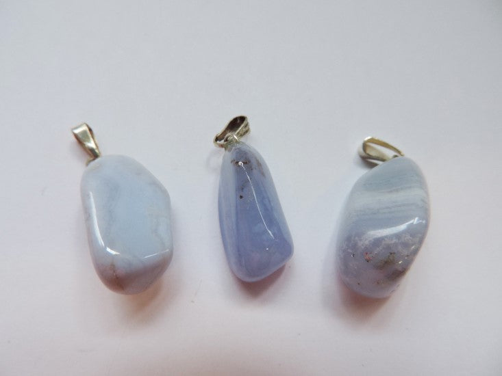 Hanger Chalcedoon Steen