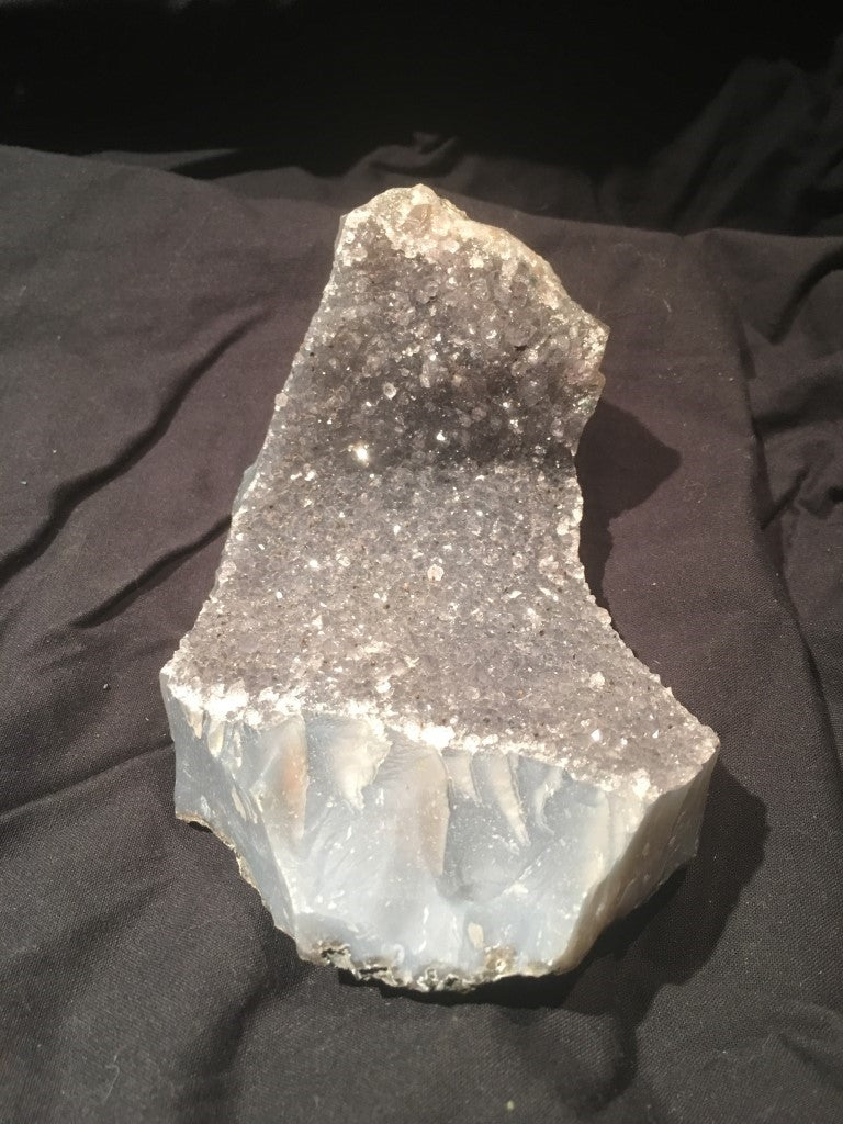Amethist in Chalcedoon Kristal - Cluster / Geode - Brazilië - 620gr 15x9x9cm
