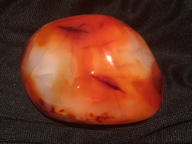 Bloed Carneool 230gr 7x5x4cm