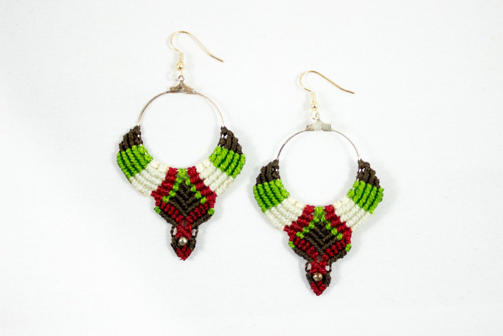 Macramé Oorhangers - Bruin/Groen/Wit/Rood - Handgemaakt van duurzaam Waxed Polyester - Model H05