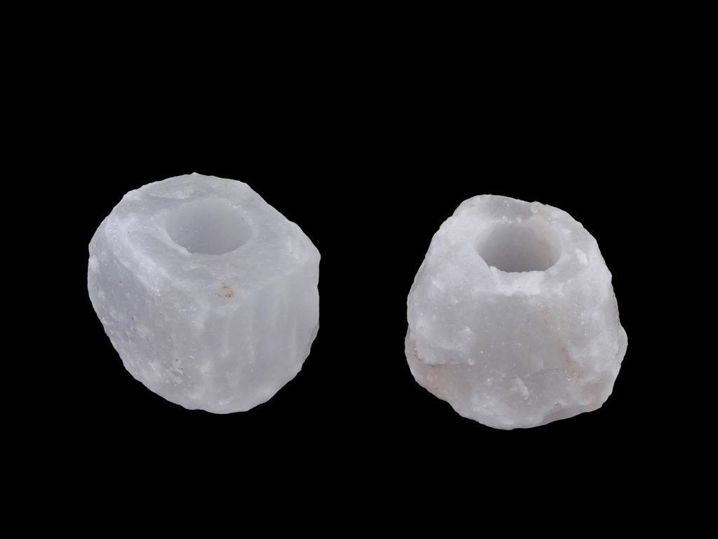 2x Waxinelichthouder / Theelichthouder Zoutsteen Himalaya - WIT - Groot 1-1,5kg 10x8cm