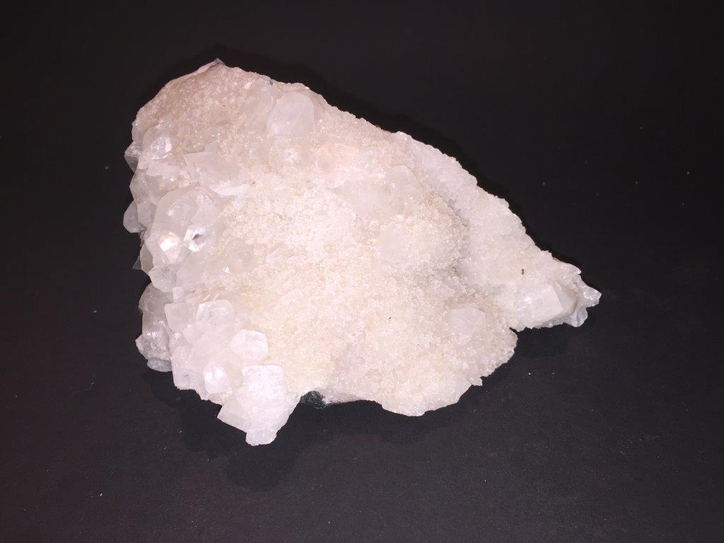 Apofyliet (Zeoliet) Stuk - 915gr 16x10x7cm