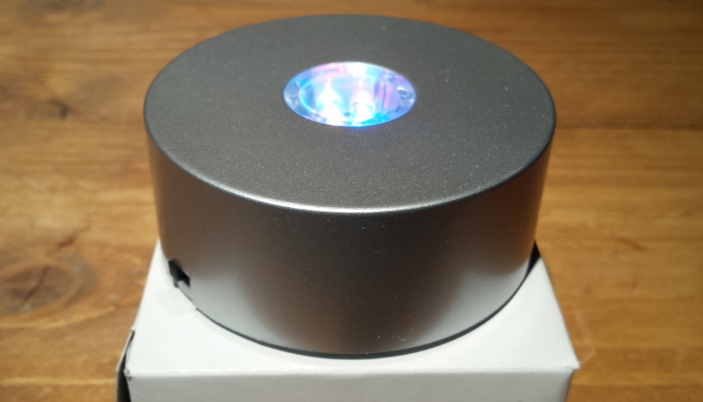 LED Plateau / RGB Licht Platform (KLEUR) - Klein - 7,5 x 3 cm