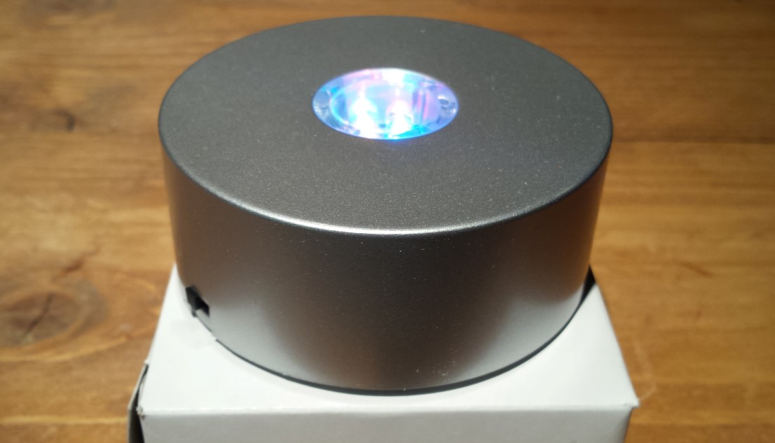 LED Plateau / RGB Licht Platform (KLEUR) - Klein - 7,5 x 3 cm