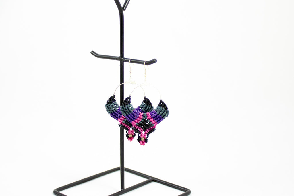 Macramé Oorhangers - Zwart/Grijs/Paars/Roze - Handgemaakt van duurzaam Waxed Polyester - Model H01