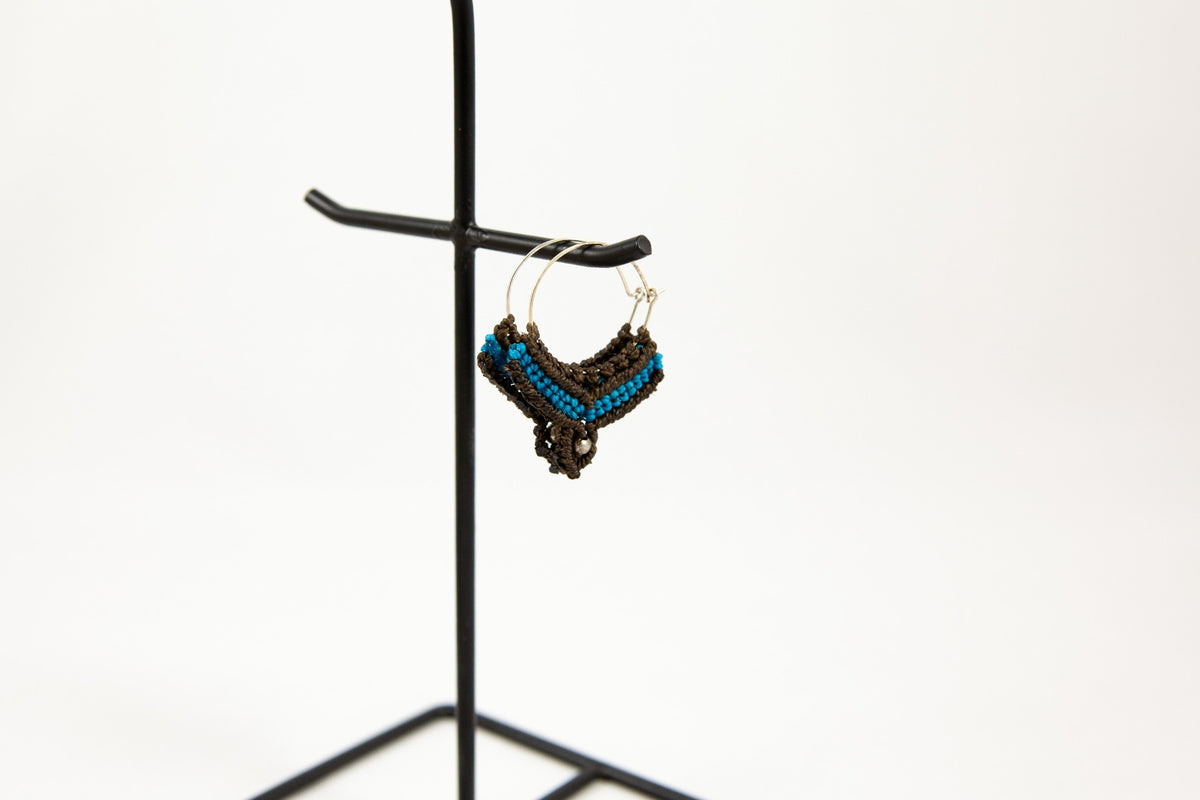 Macramé Oorringen - Donker Bruin / Turquoise Blauw - Handgemaakt van duurzaam Waxed Polyester - Model 21