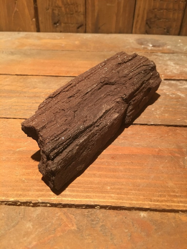 Versteend / Gekristalliseerd Hout - 265 gram - 13x5x3cm