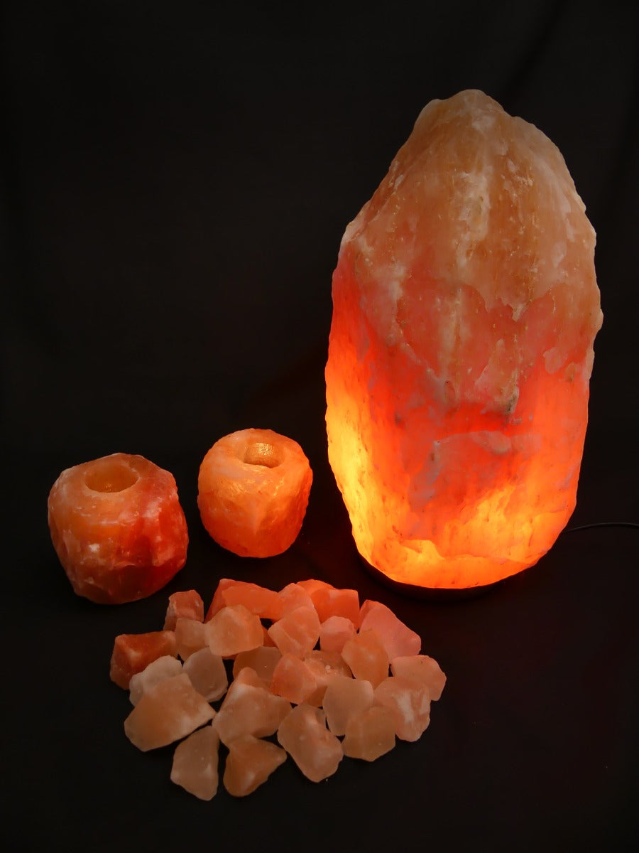 Himalaya Zoutsteen Set - Zoutlamp 15-20kg, Energiezuinig met LED Lamp, 2x Waxinelichthouders Groot 1-1,5kg 10x8cm, Brokken Badzout 1kg