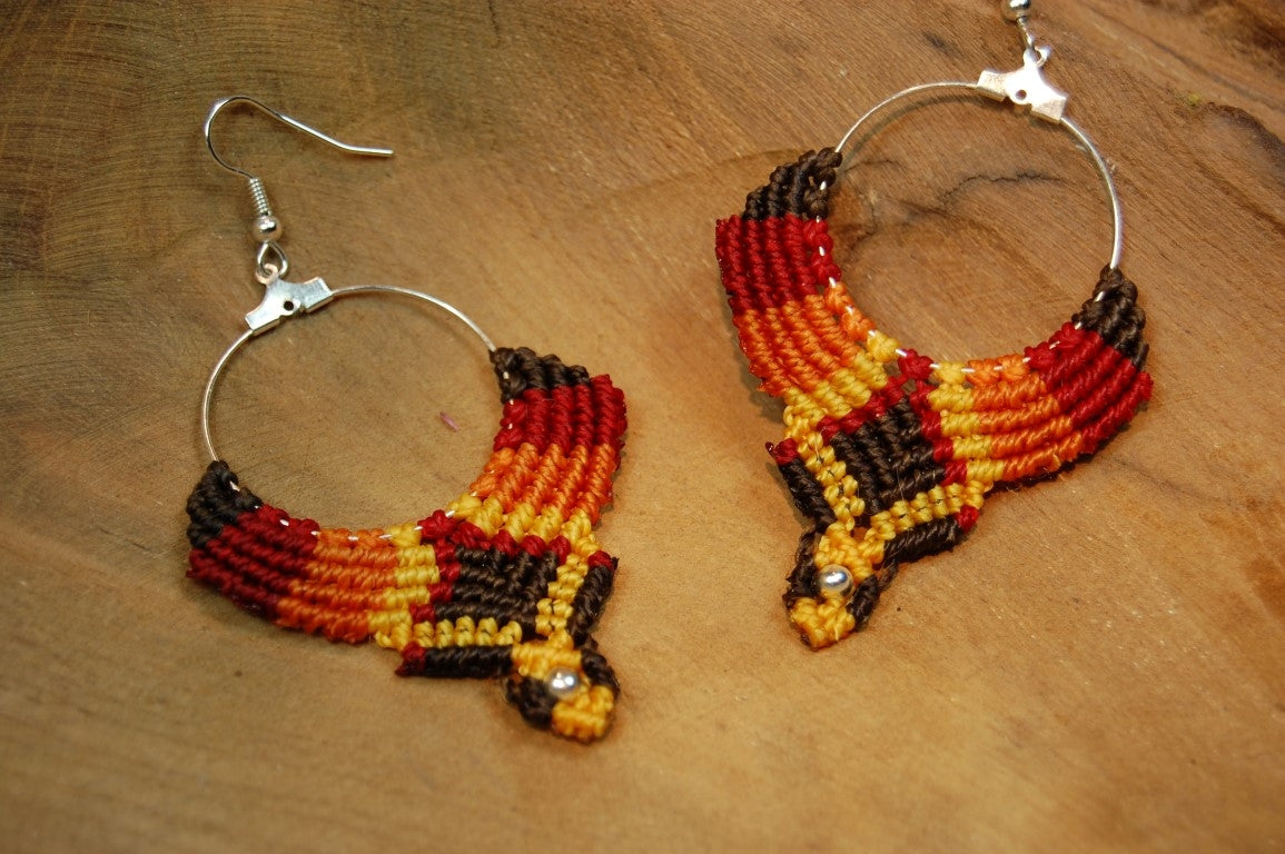 Macramé Oorhangers - Bruin/Rood/Oranje/Geel - Handgemaakt van duurzaam Waxed Polyester - Model H02