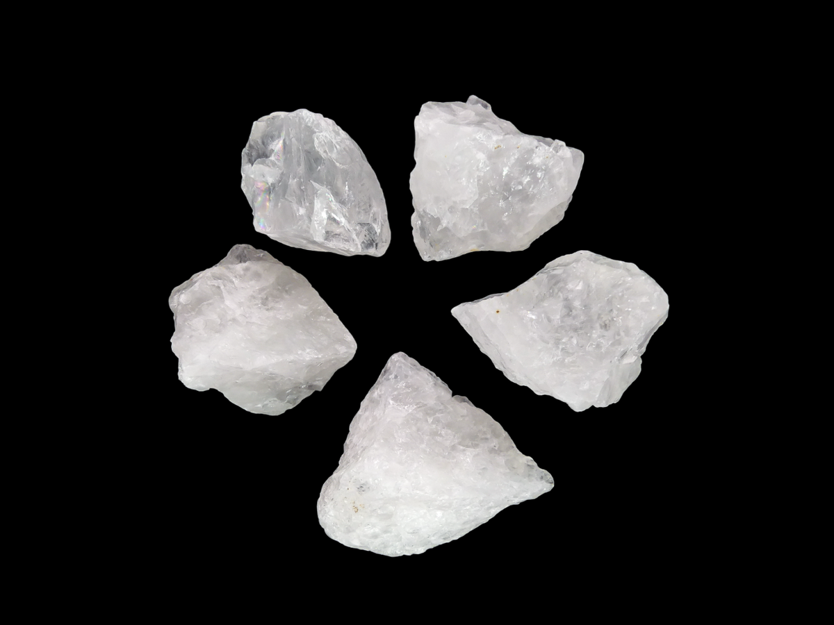 Bergkristal - 5 Ruwe Stenen á 4-6cm per Stuk - Zakje á ca. 300-310gr - Ruw - A-Kwaliteit 
